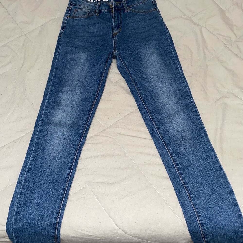 Size 1 high waisted skinny jeans